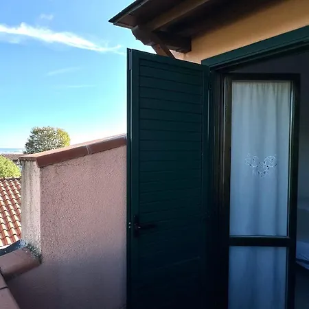 M328 - Marcelli, Bilocale Con Vista Mare *