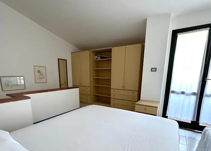 M328 - Marcelli, Bilocale Con Vista Mare * Marcelli
